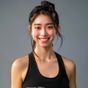 用户晓雯的头像，年轻女性活泼笑容，休闲运动装扮，新手体育竞猜用户形象
